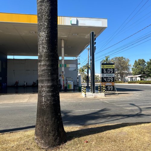 Preço da gasolina recua e chega a R$6,09 nos postos de Goianésia