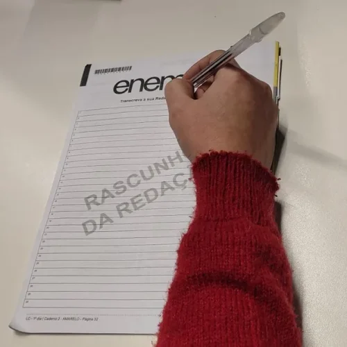 Enem 2024: apenas 12 candidatos conseguem nota máxima e número é o menor em dez anos